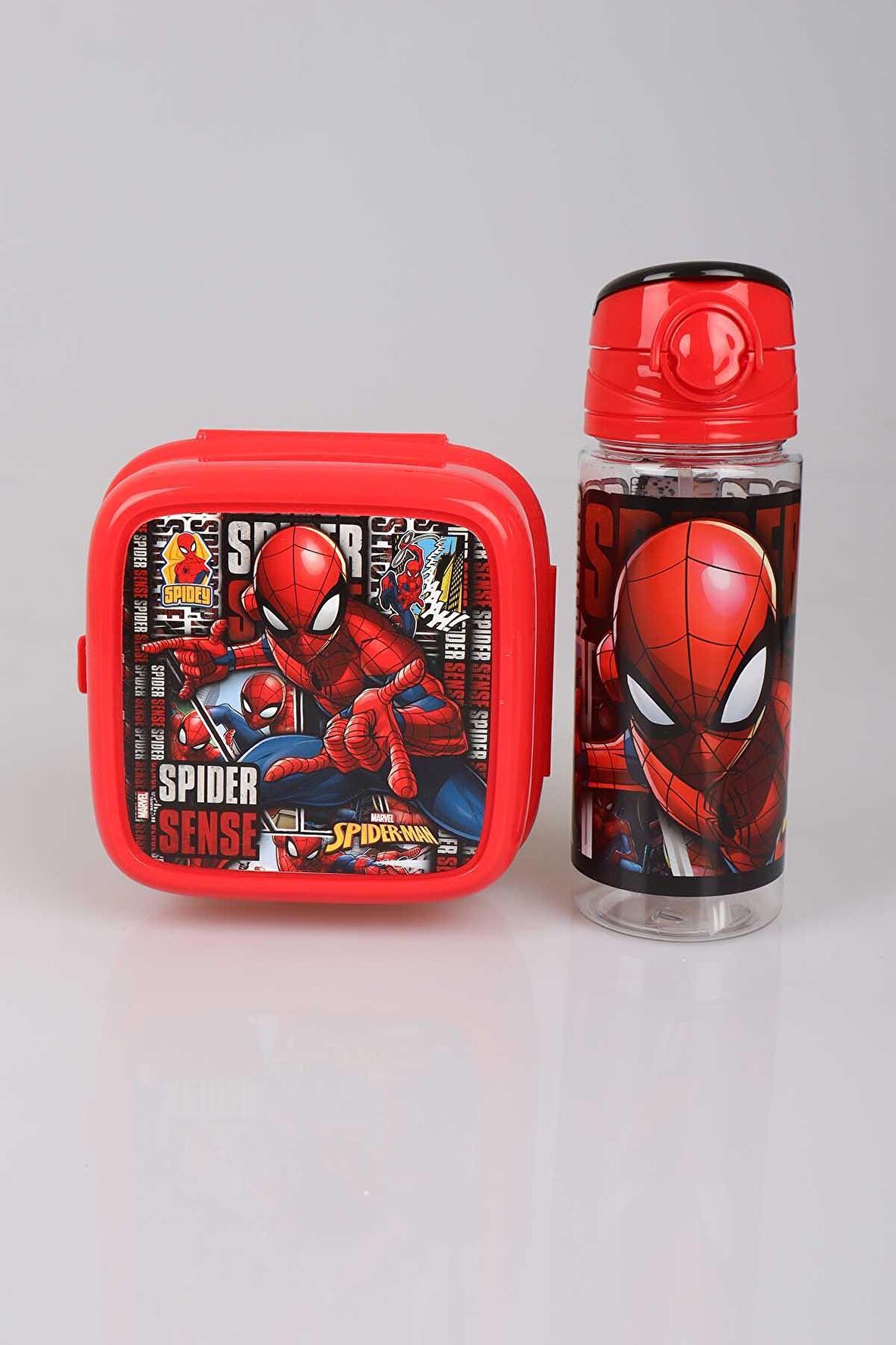 LİSANSLI SPIDERMAN 500 ML TRITAN MATARA VE 2 KATLI BESLENME KUTUSU / LUNCH BOX SETİ