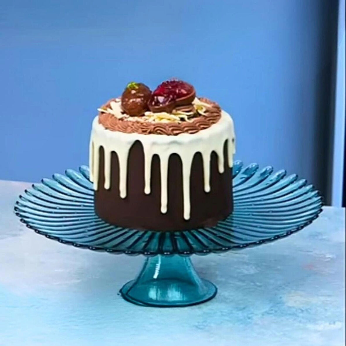 Colorina Çiçek Desenli Ayaklı Kek,pasta Tabağı 32 Cm 