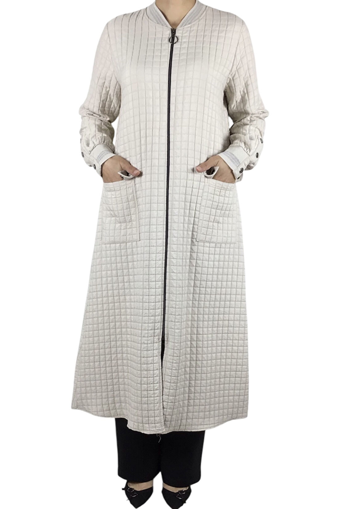 KADIN ÖNÜ FERMUARLI ÜSTTEN CEPLİ KOLAĞZI VE YAKA RİBANALI MEVSİMLİK SPOR KAP