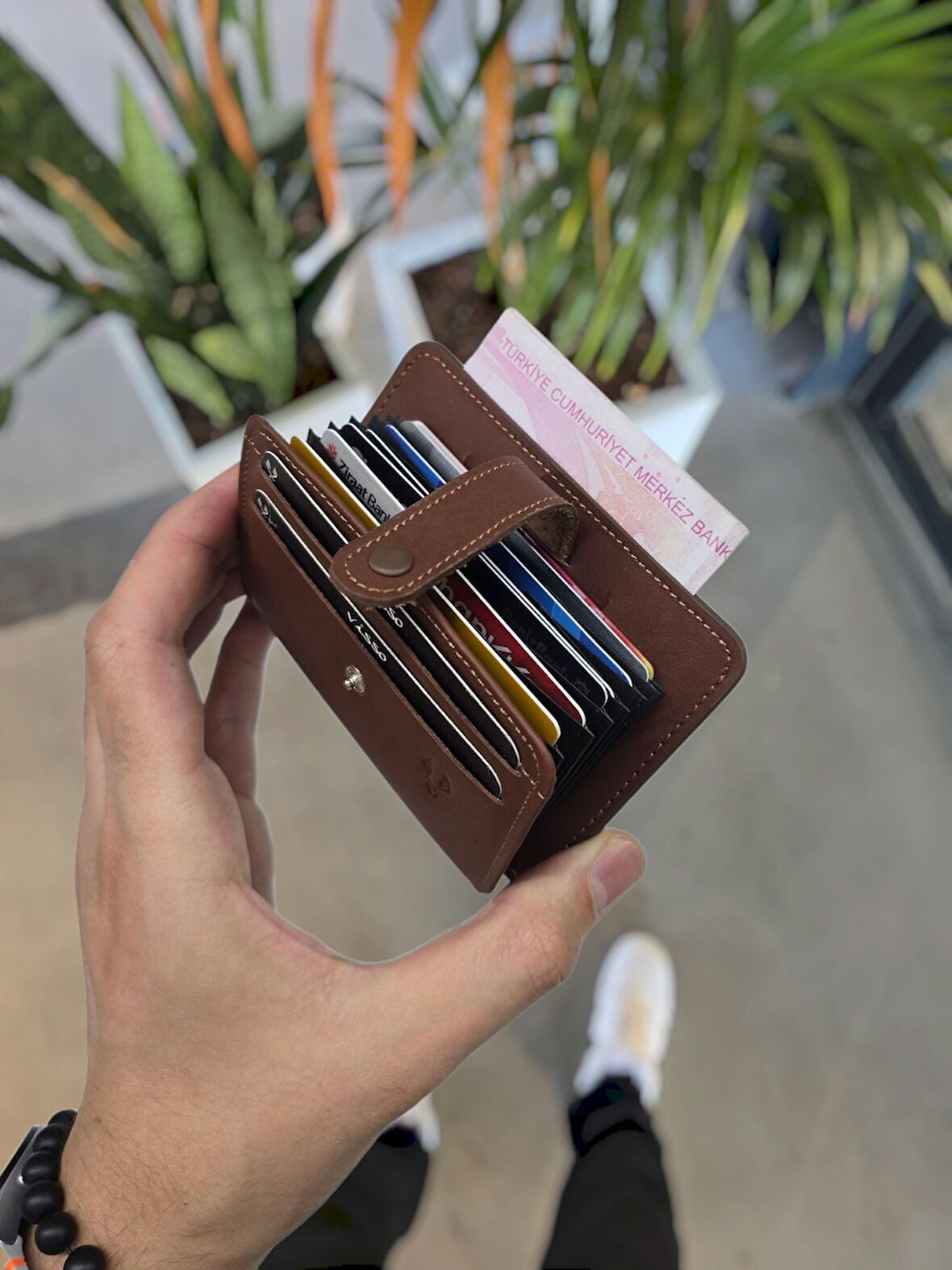 VİSSO 8600 Kahverengi Hakiki Deri Çıtçıtlı Akordeon Kartlık Akordeon Kimlik Bölmeli Kişiye İsme Özel Erkek Kadın Çanta KAHVE NAPA