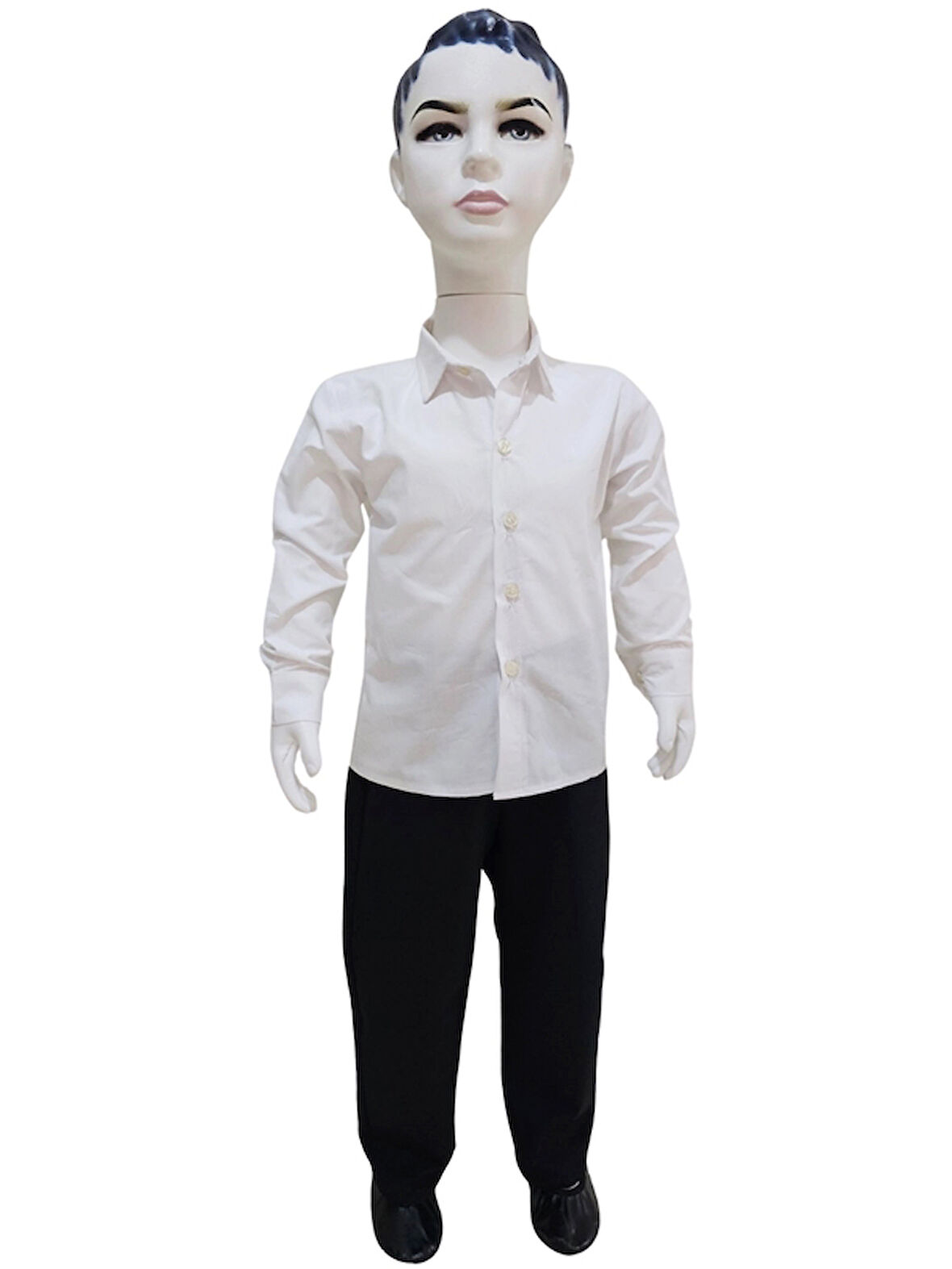 Siyah Pantolon Beyaz Gömlek Takım