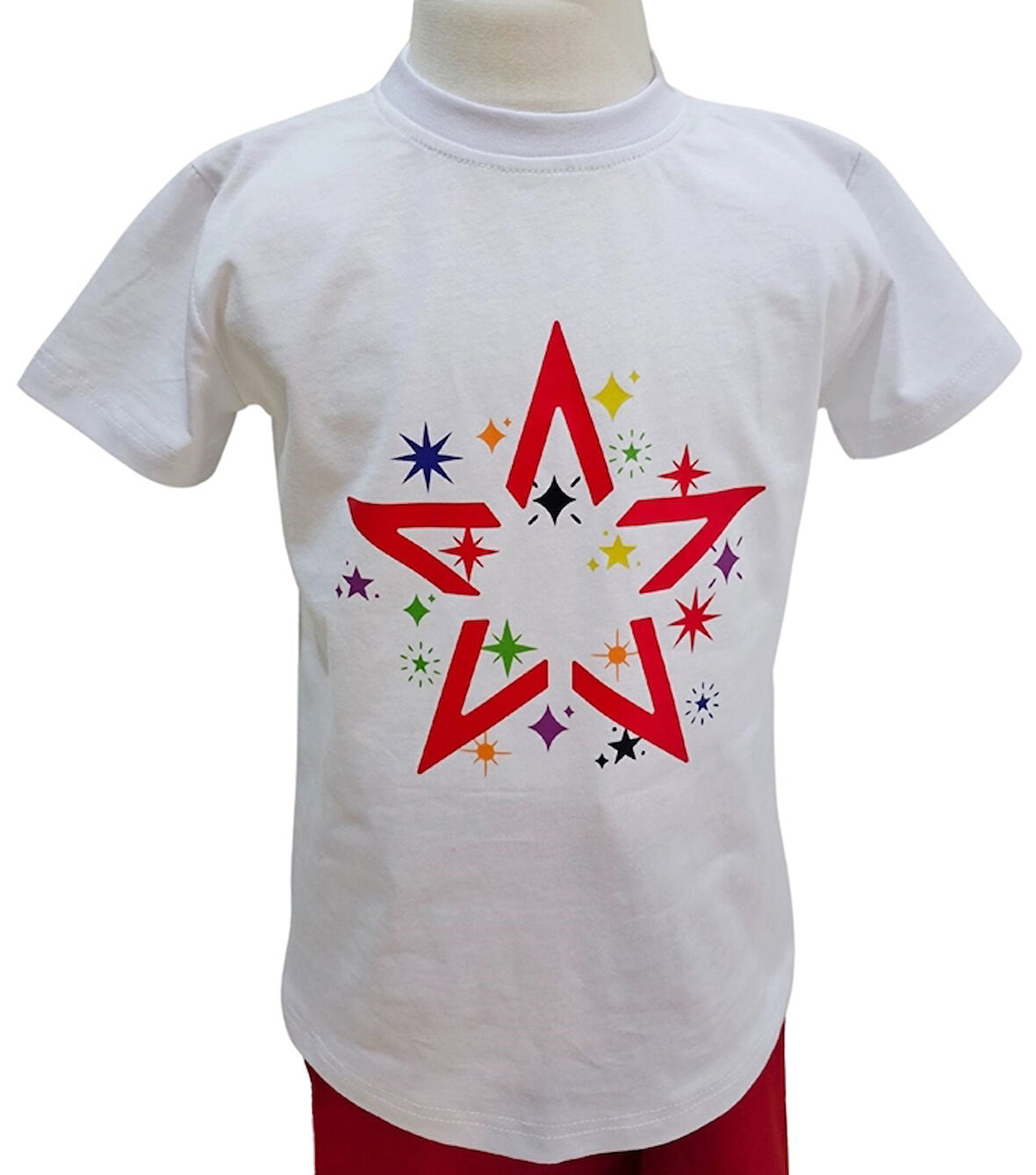 Yıldız Desenli Beyaz Tişört
