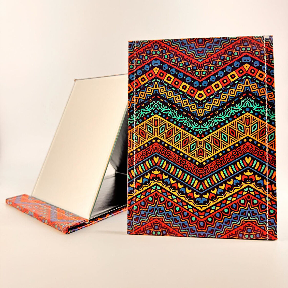 MORDİNO Cilt Kapaklı 15x21 cm Orta Boy Masa Aynası 