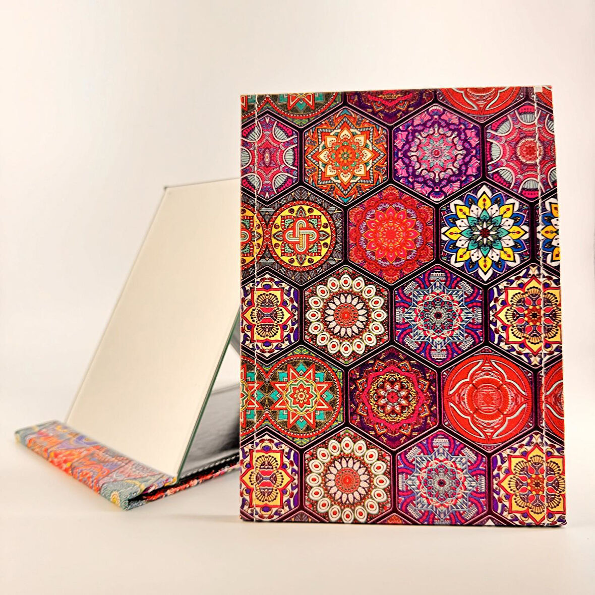 MORDİNO Cilt Kapaklı 15x21 cm Orta Boy Masa Aynası 