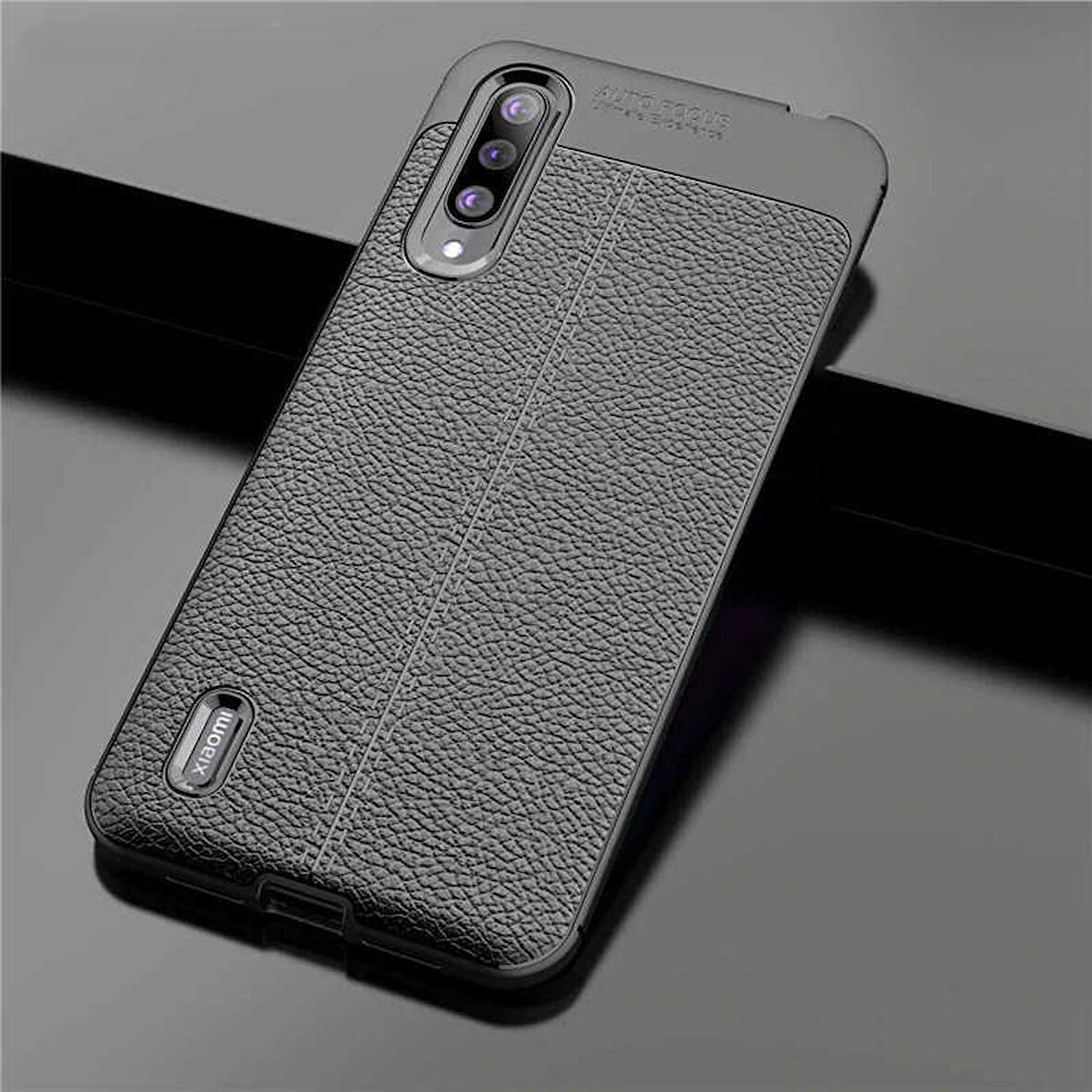 Xiaomi Mi 9 Lite Uyumlu Kılıf Niss Silikon Kapak Siyah