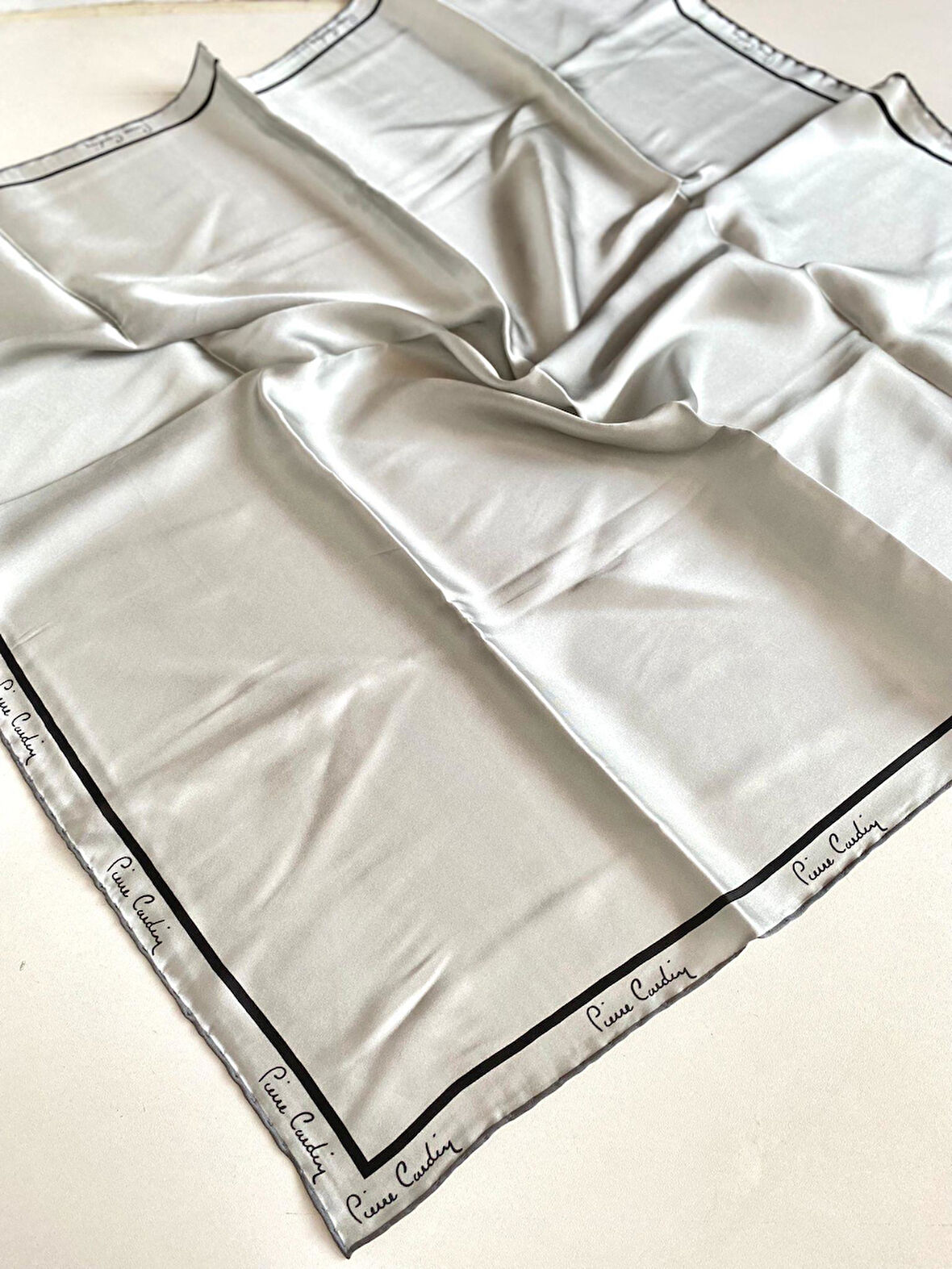 Pierre Cardin Sura İpek Eşarp 8535230-371-48179 Gri Karışık Desen