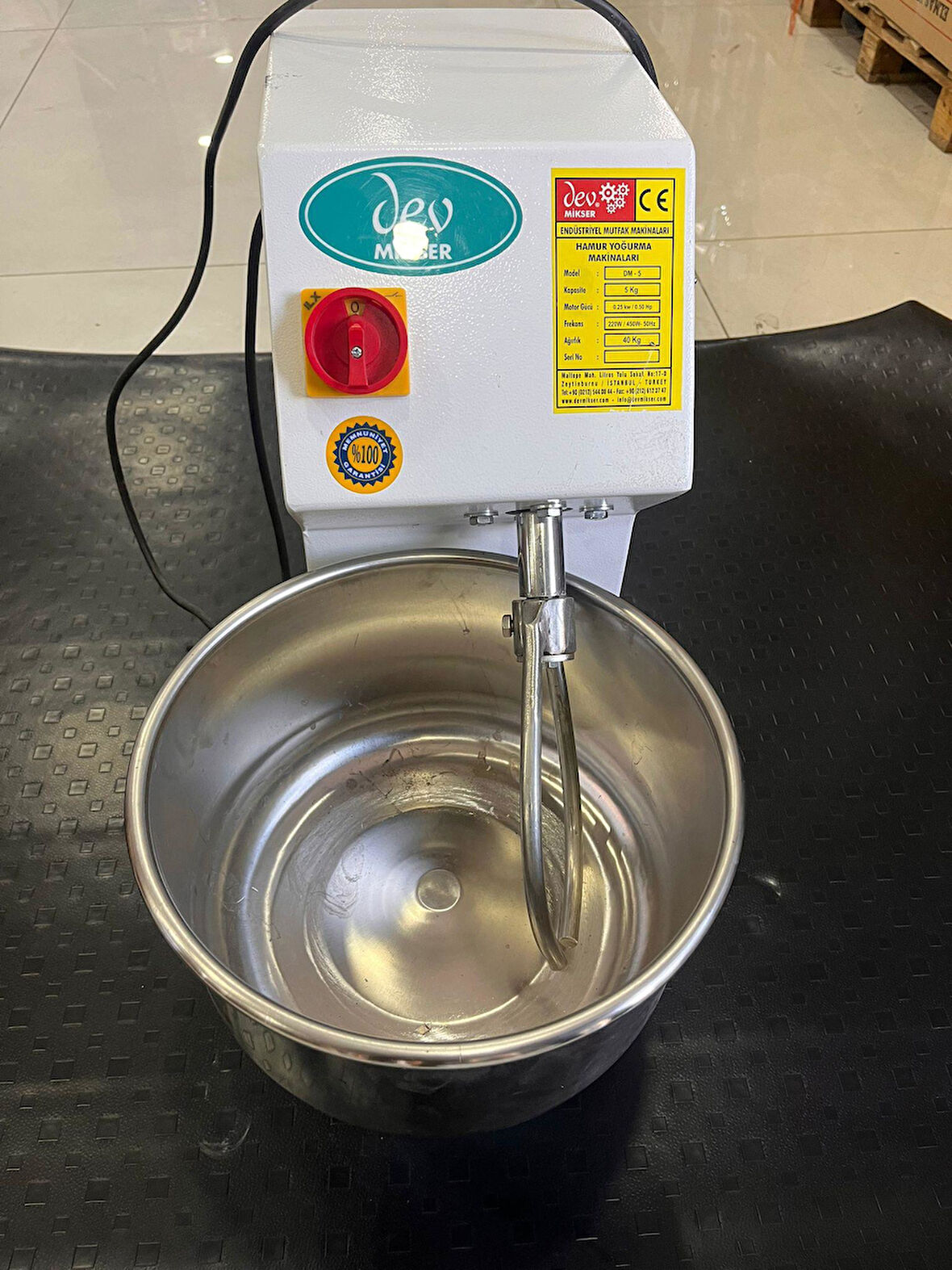 DEV MİKSER PROFESYONEL HAMUR KARMA MAKİNASI 5 KG UN 3 LT SU 8 KG KAPASİTELİ 