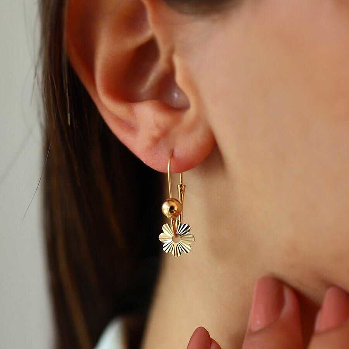 Papatya Göçmen  Küpesi