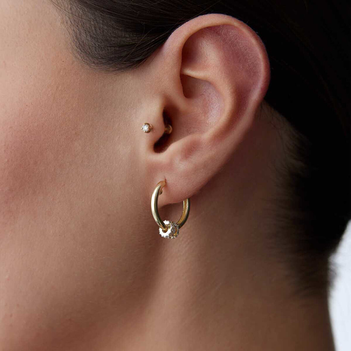 Üç Sıra Taşlı Halka Küpe