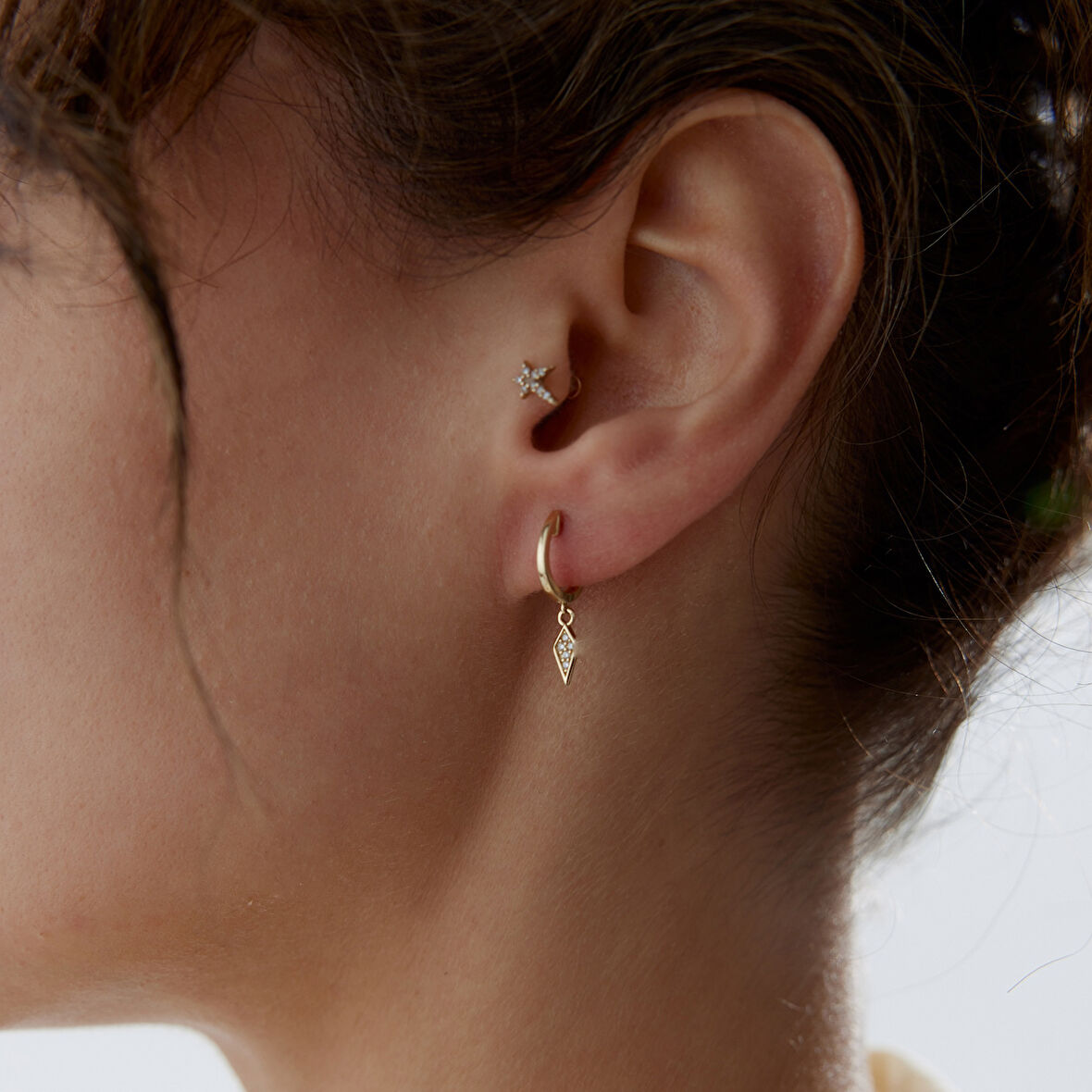 Taşlı Temren Küpe