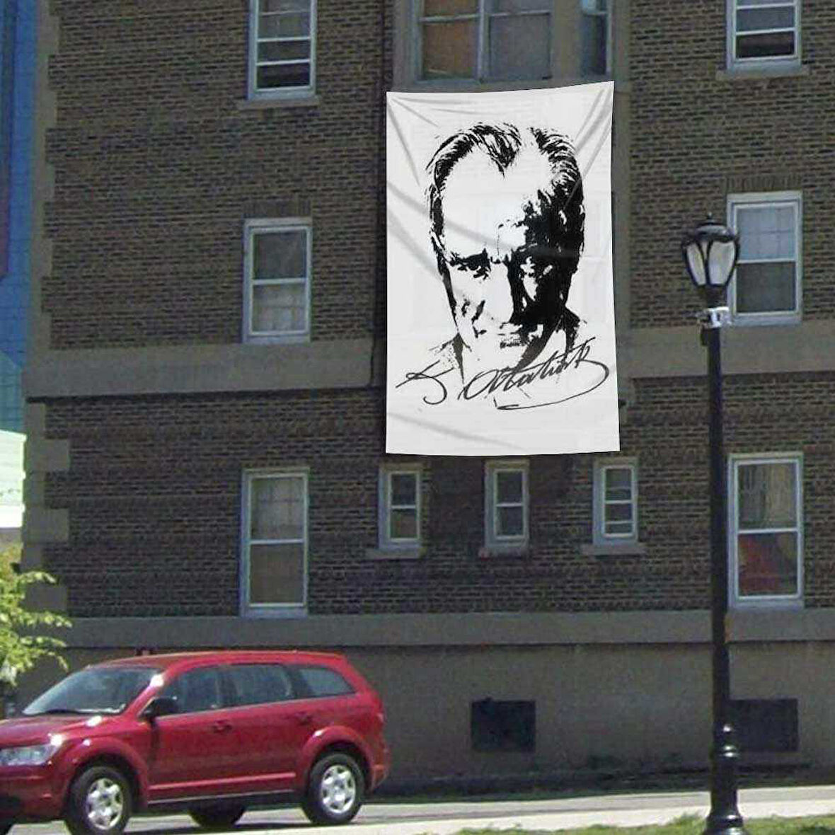 Siyah-beyaz Gazi Mustafa Kemal Atatürk Silüeti Poster Bayrağı- 3x4,5 Metre