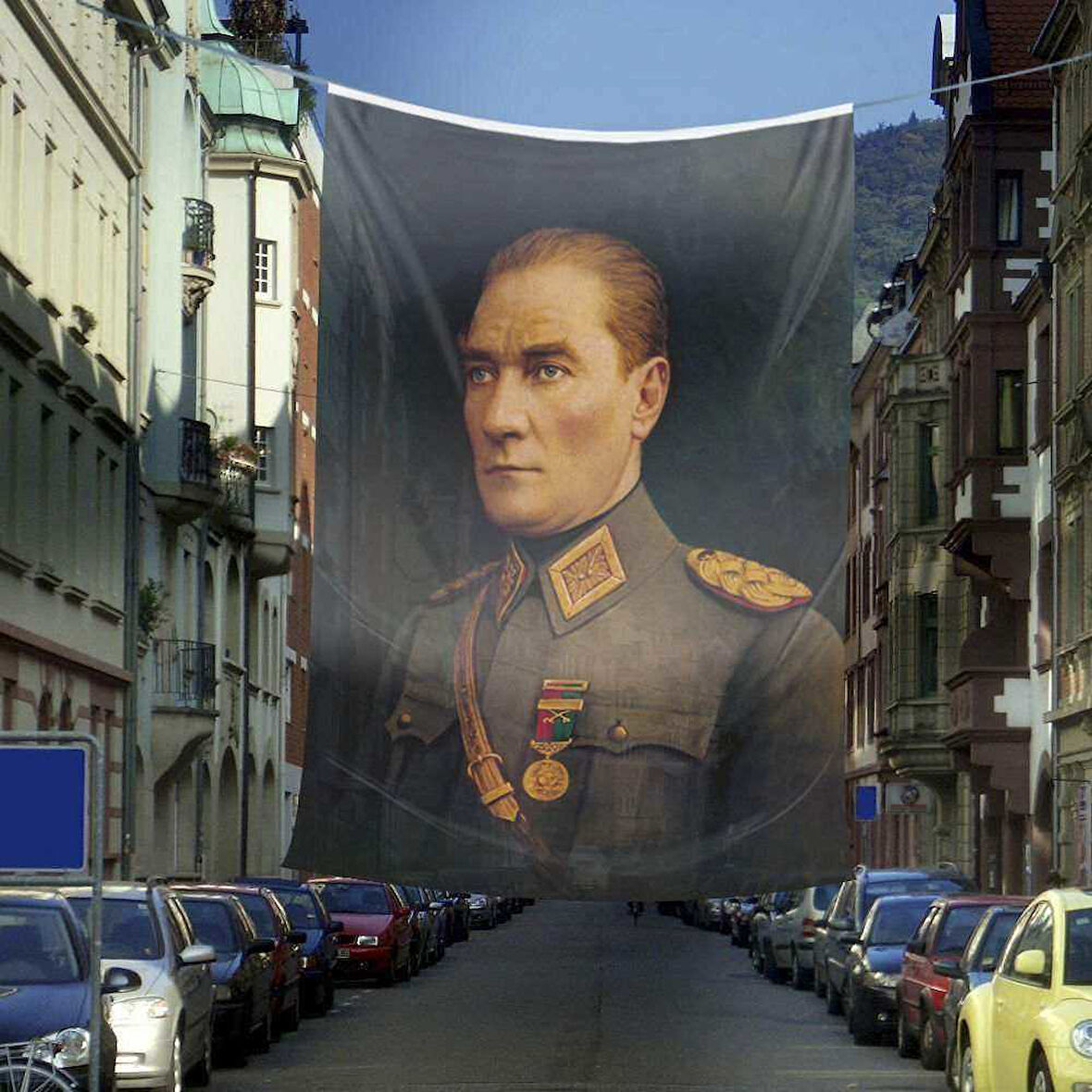 Üniformalı Gazi Mustafa Kemal Atatürk Poster Dış Cephe Bayrak-6x9 Metre