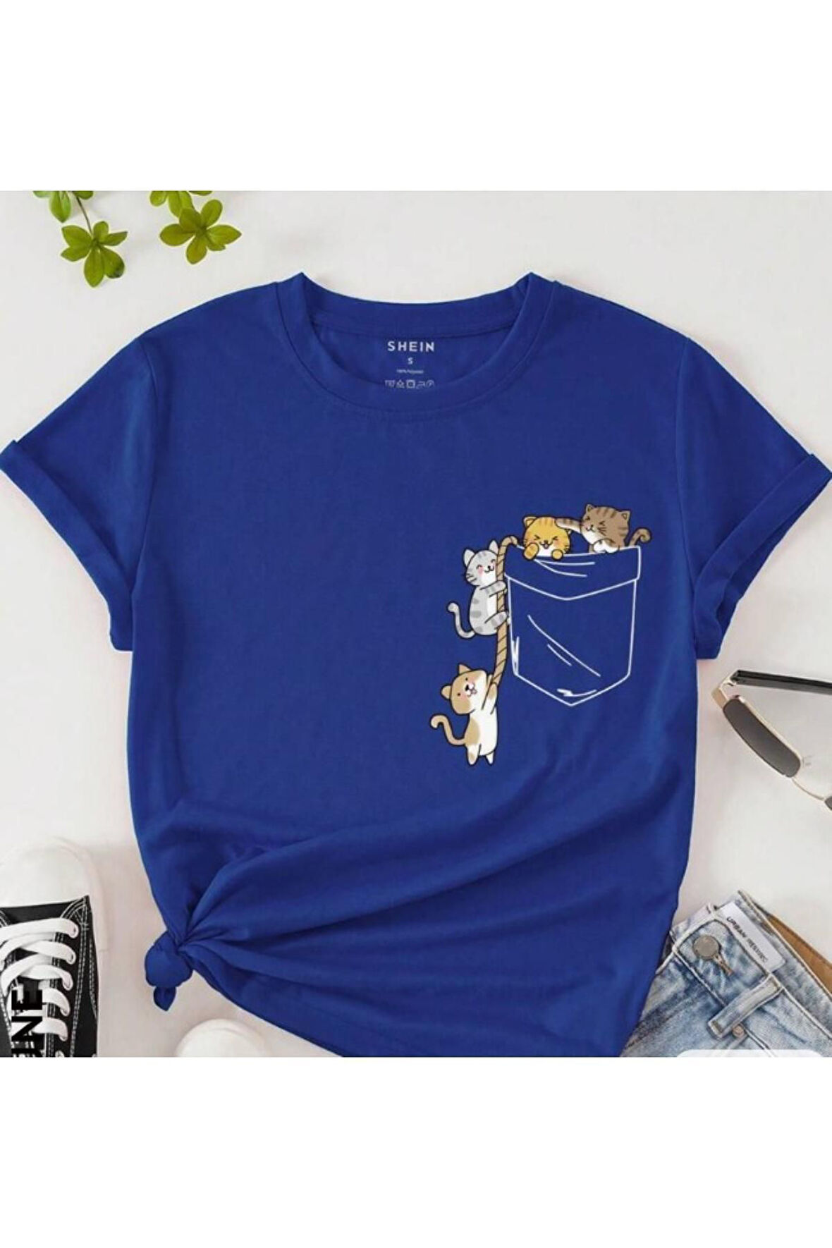 Kadın Kedi Cep Baskılı Regular T-shirt