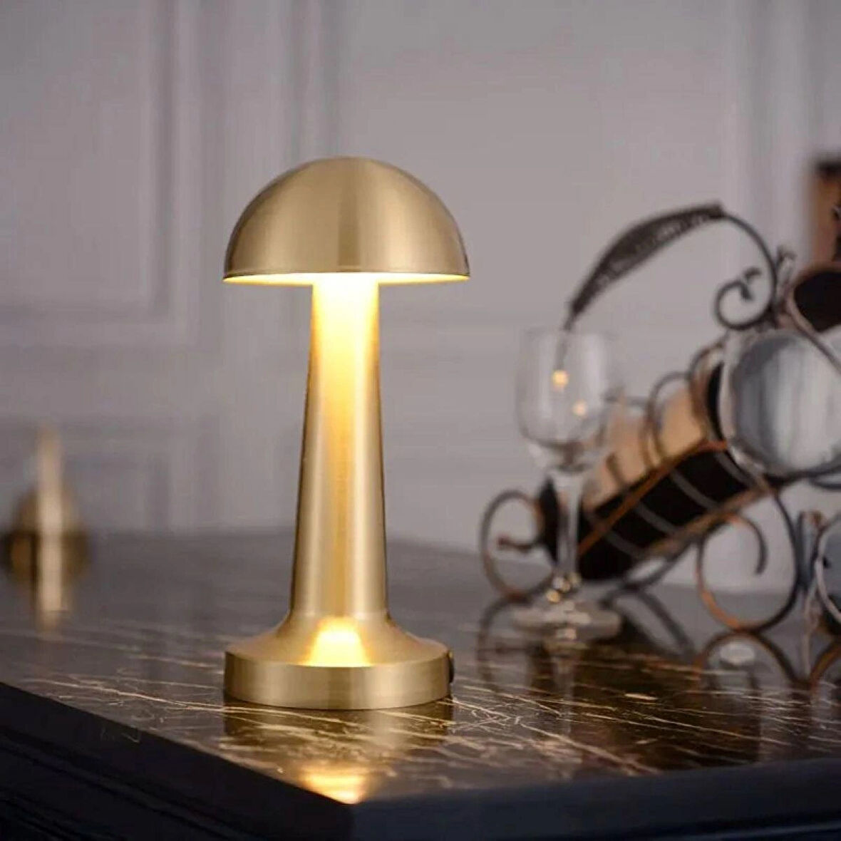 Gold Dokunmatik Şarjlı 3 Kademeli Işıklı Gece Lambası USB Girişli Metal Mantar Masa Lambası