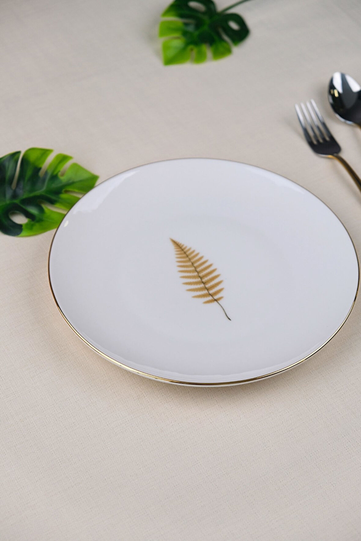 Tabak Evi Porselen Natura Fern Altın Yaldız Pasta Tabağı 20,50cm Tekli