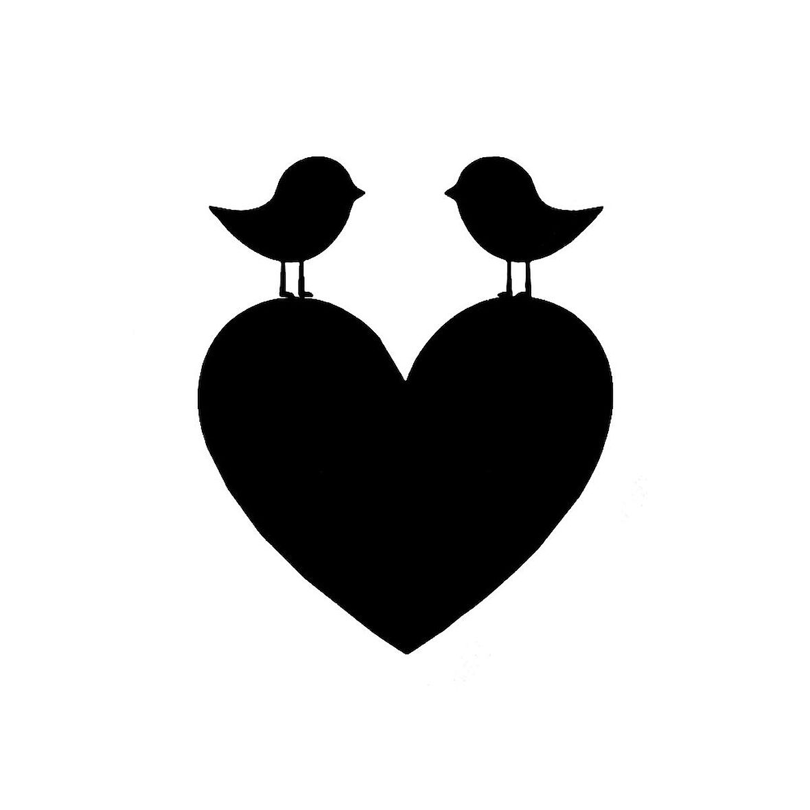 Kalbin Üzerinde Duran İki Kuş Sticker