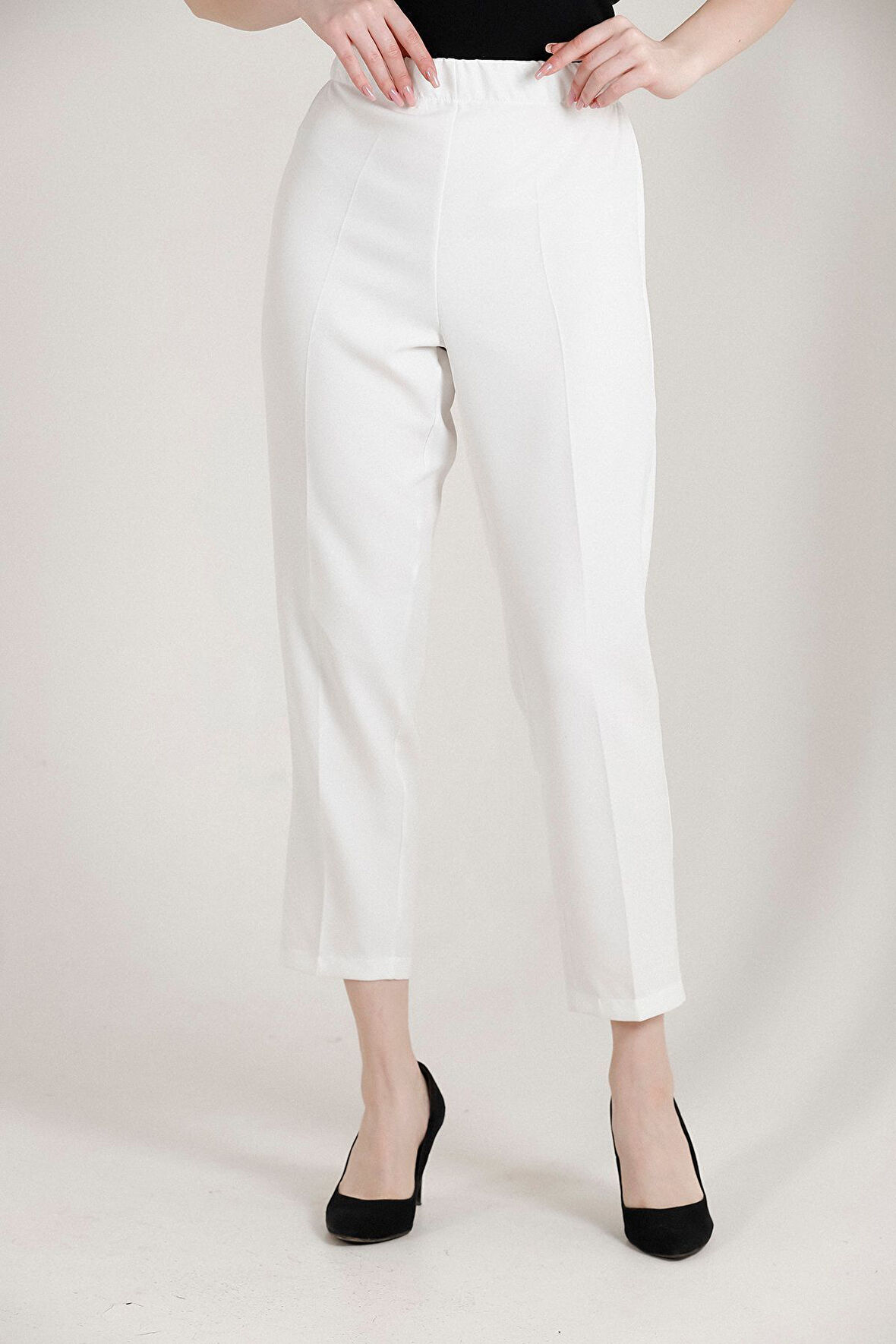 Balenbi 1004 Beyaz Battal Beden Havuç Paça Yüksek Bel Likralı Kadın Pantolon