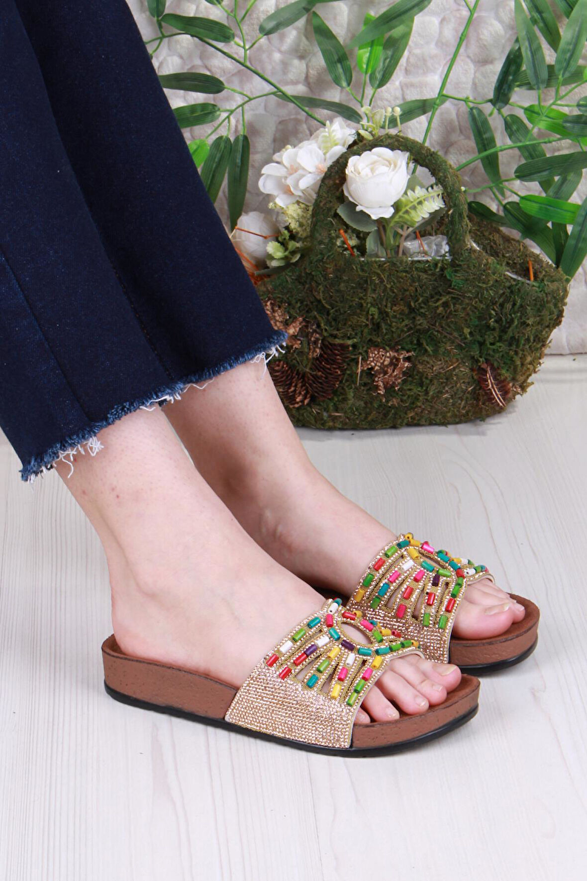 Fort 01908 Pienn Anatomik Esnek Rahat Taşlı Boncuklu Kadın Terlik