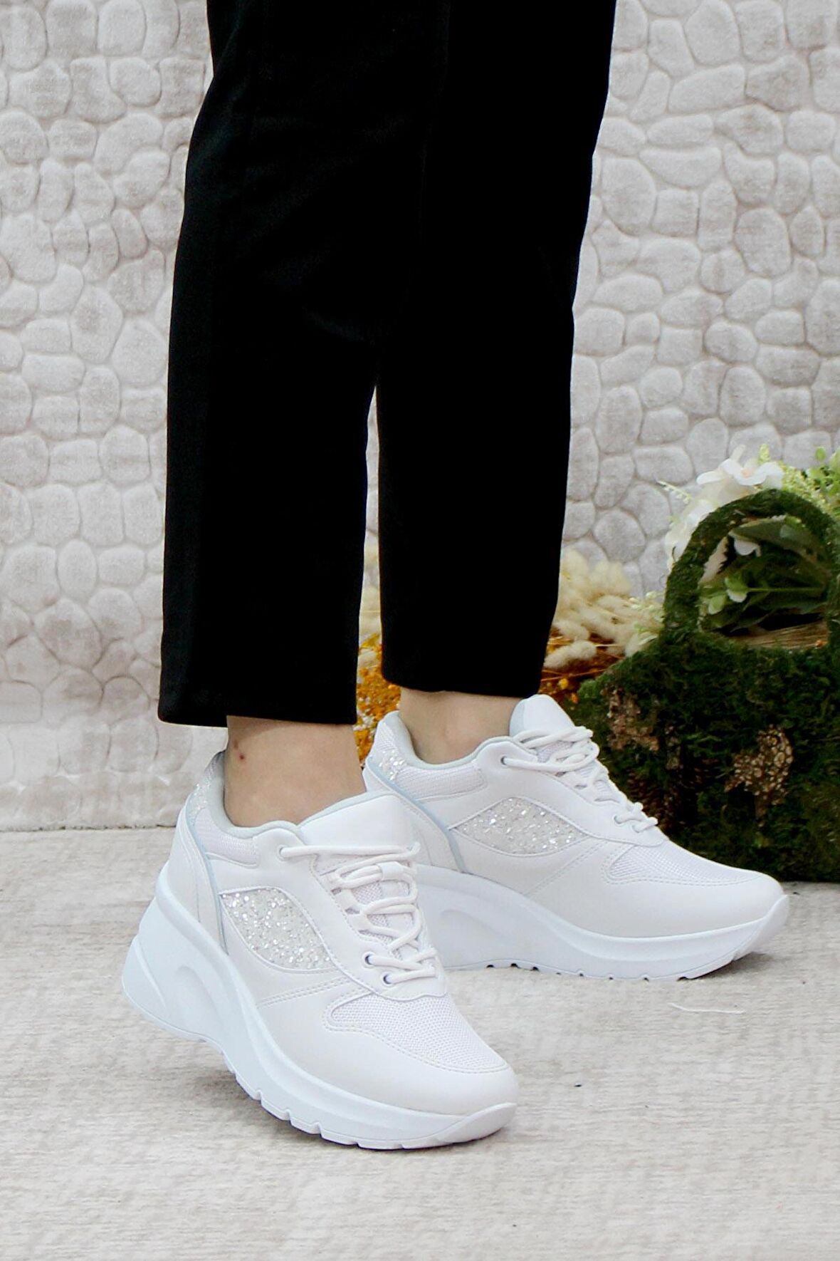 Mehmet Mete 185 Anatomik Dolgu Taban Kadın Spor Ayakkabı