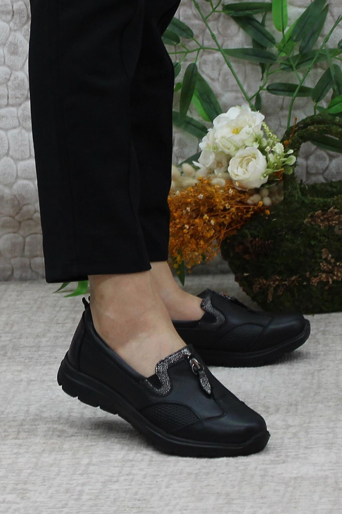 Mehmet Mete 32024 Anatomik Hafif Rahat Hakiki Deri Kadın Ayakkabı