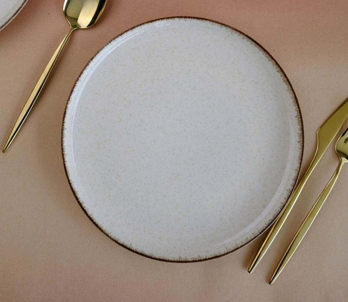 Kütahya Porselen Moderna TARÇIN PASTA TABAĞI 21CM TEKLİ