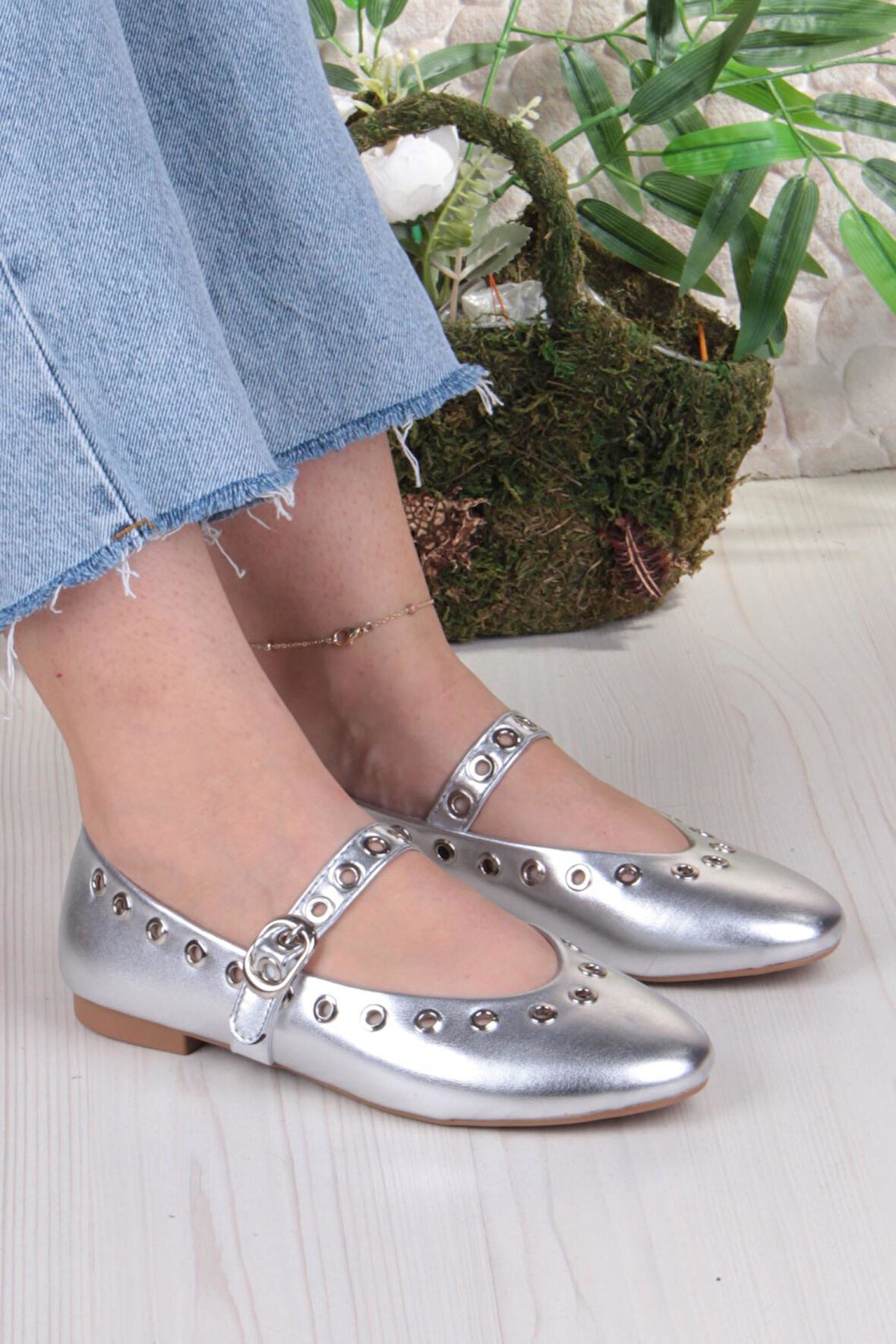 Fort 027-822 Fls Pul Detaylı Bant Toka Detaylı Kadın Babet