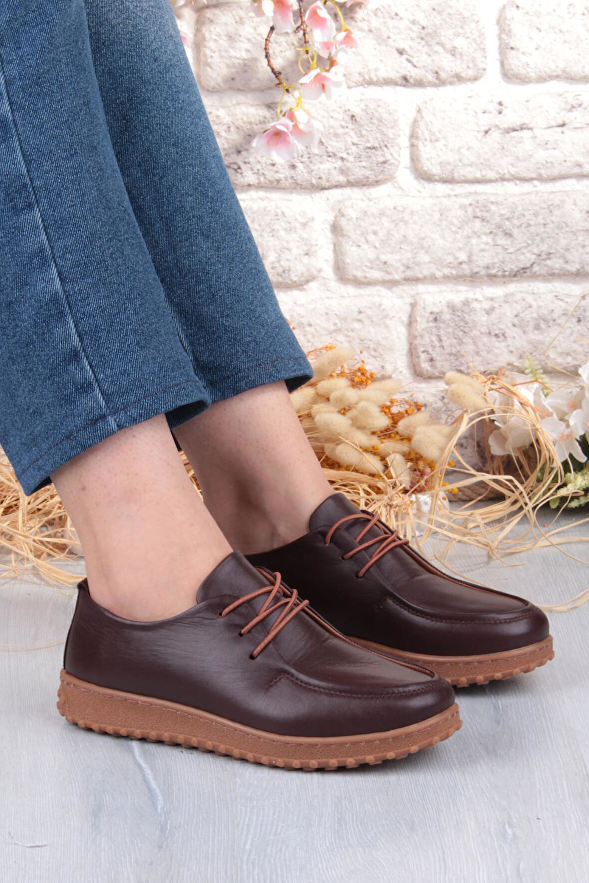 Mehmet Mete 2610 Rahat Yumuşak Esnek Kauçuk Taban Hakiki Deri Kadın Ayakkabı