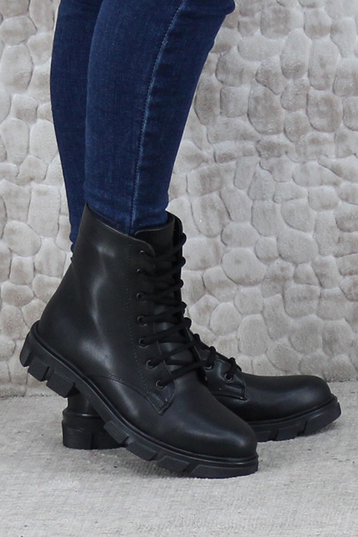 Fort 5285 Rahat Fermuarlı Bağçıklı Kaymaz Taban Sıcak Astar Kadın Bot