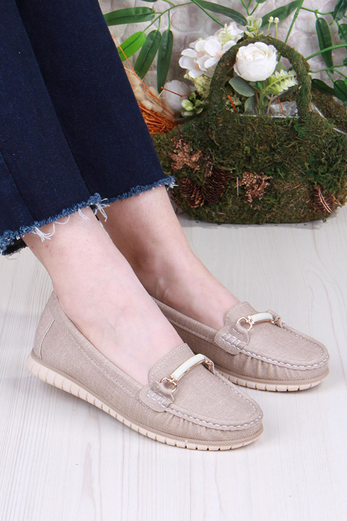 Fort 35328 New Star Rahat Yumuşak Toka Detaylı Kadın Babet