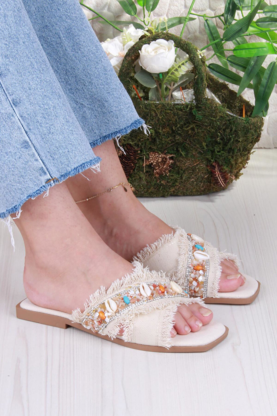 Fort 3571 Keten Bonçuk Taş Detaylı Tatil Terliği Günlük Terlik Kadın Terlik