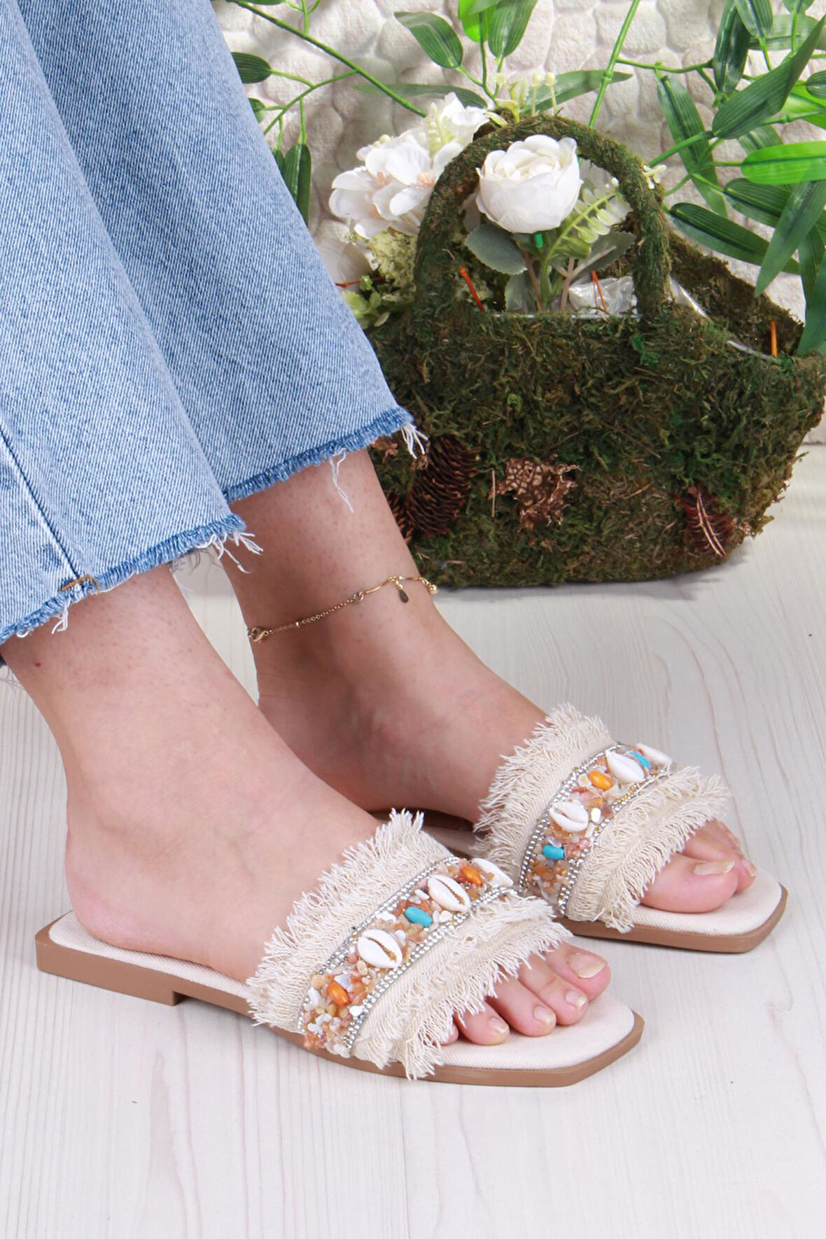 Fort 3572 Keten Bonçuk Taş Detaylı Tatil Terliği Günlük Terlik Kadın Terlik