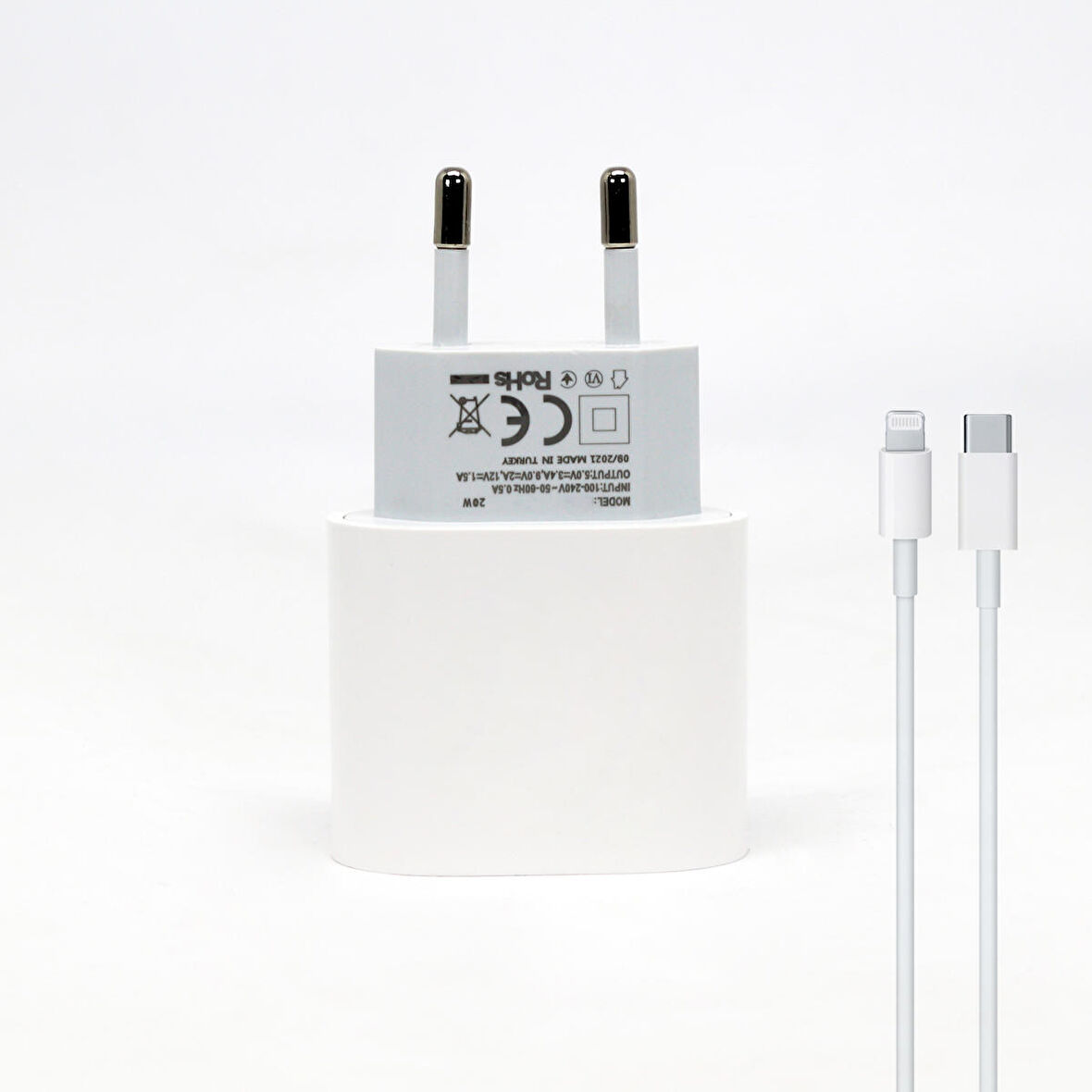 Global 20W PD Type-C Çıkışlı Hızlı Şarj Adaptörü 1m Lightning Kablo Set Beyaz WNE0402