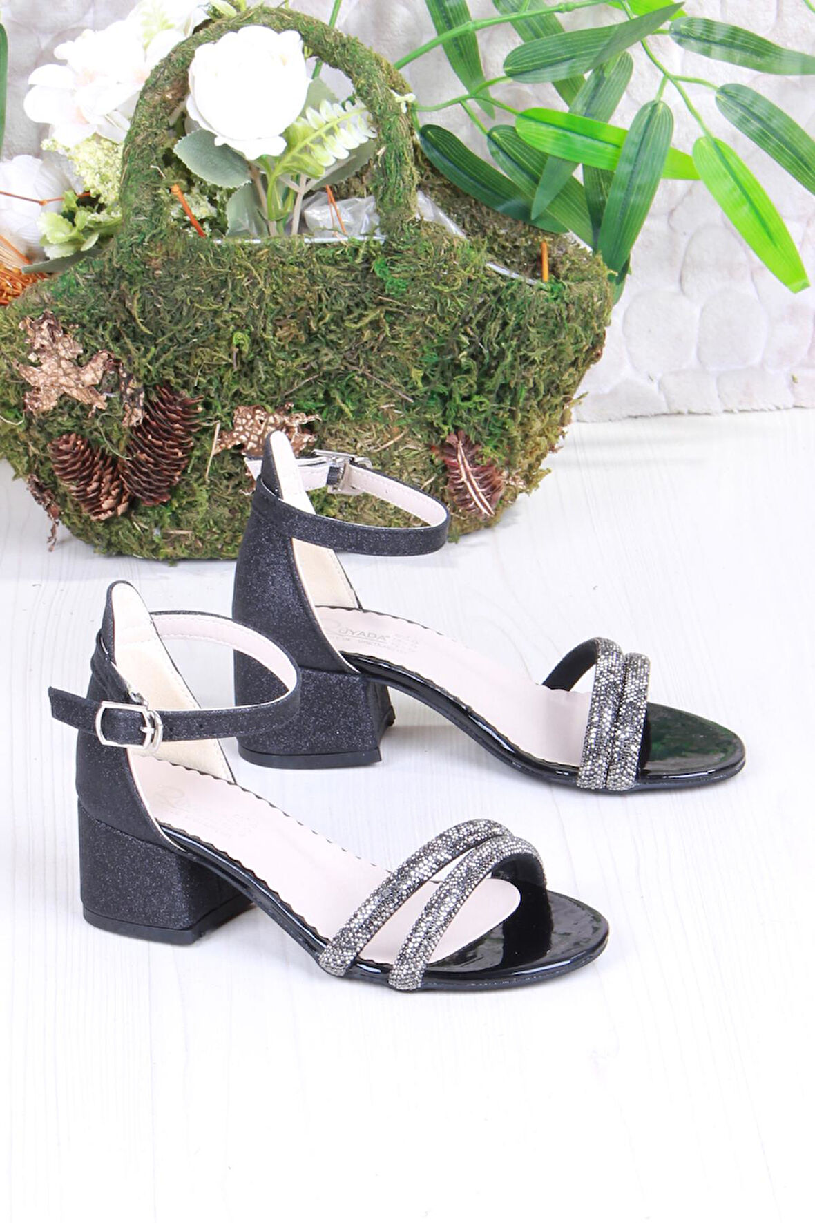 Fort 352087 Taşlı Detaylı Topuklu Kız Çocuk Abiye Ayakkabı