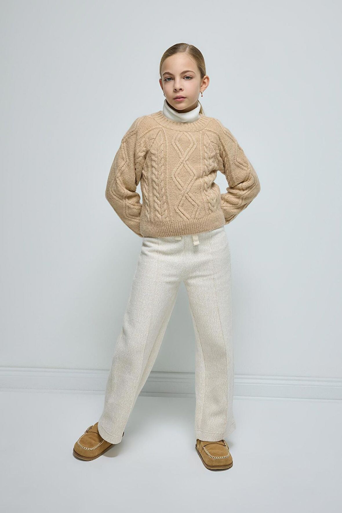 DeFacto Kız Çocuk Wide Leg Geniş Bol Paça Beli Lastikli Eşofman Altı A9321A824WNBG722