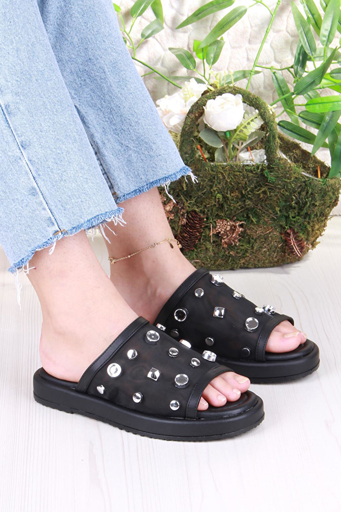 Fort 5054 Keçeli Tül Taş Detaylı Rahat Şık Kadın Terlik