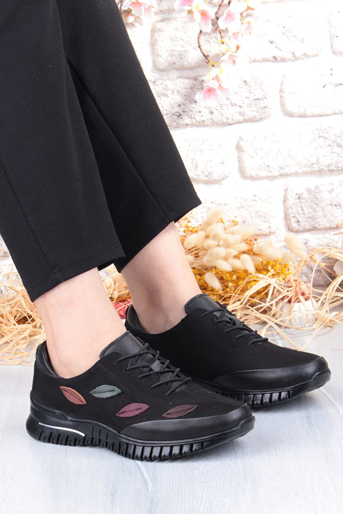 Pepita 9406 Comfort Yumuşak Esnek Kauçuk Kaymaz Taban Hakiki Deri Kadın Ayakkabı