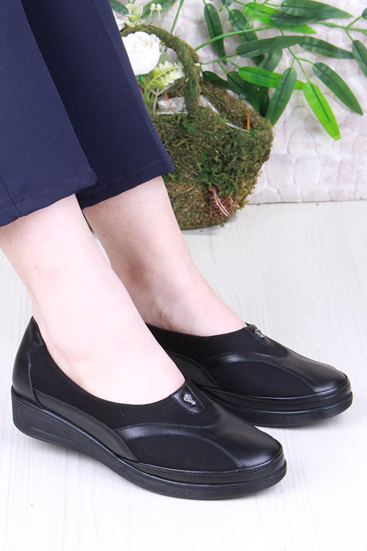 Pepita 427507 Anatomik Rahat Kemik Çıkıntısına Özel Hakiki Deri Kadın Ayakkabı