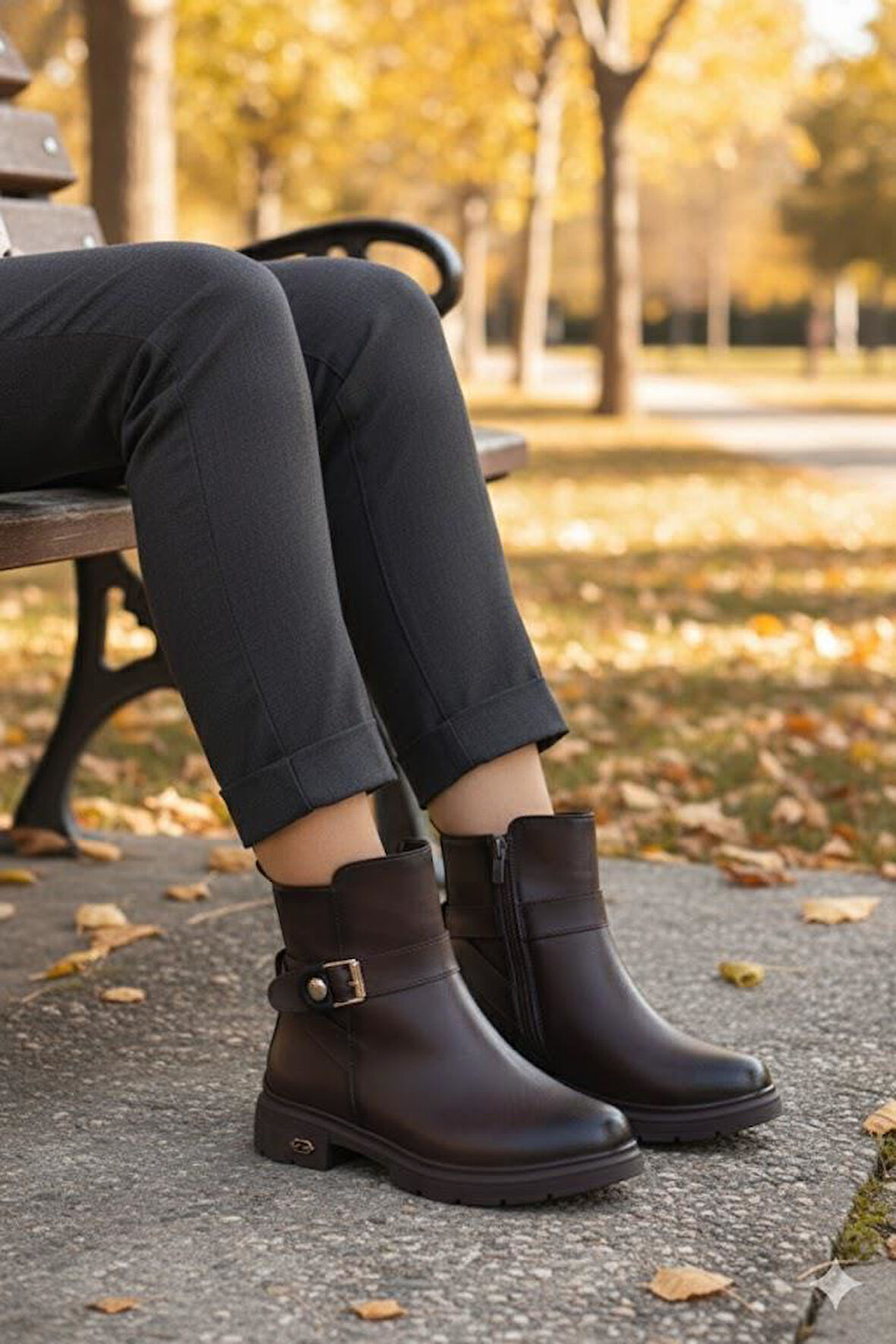 Fort 222450 Ventes Rahat Sıcak Astar Kaymaz Taban Fermuarlı Kadın Bot