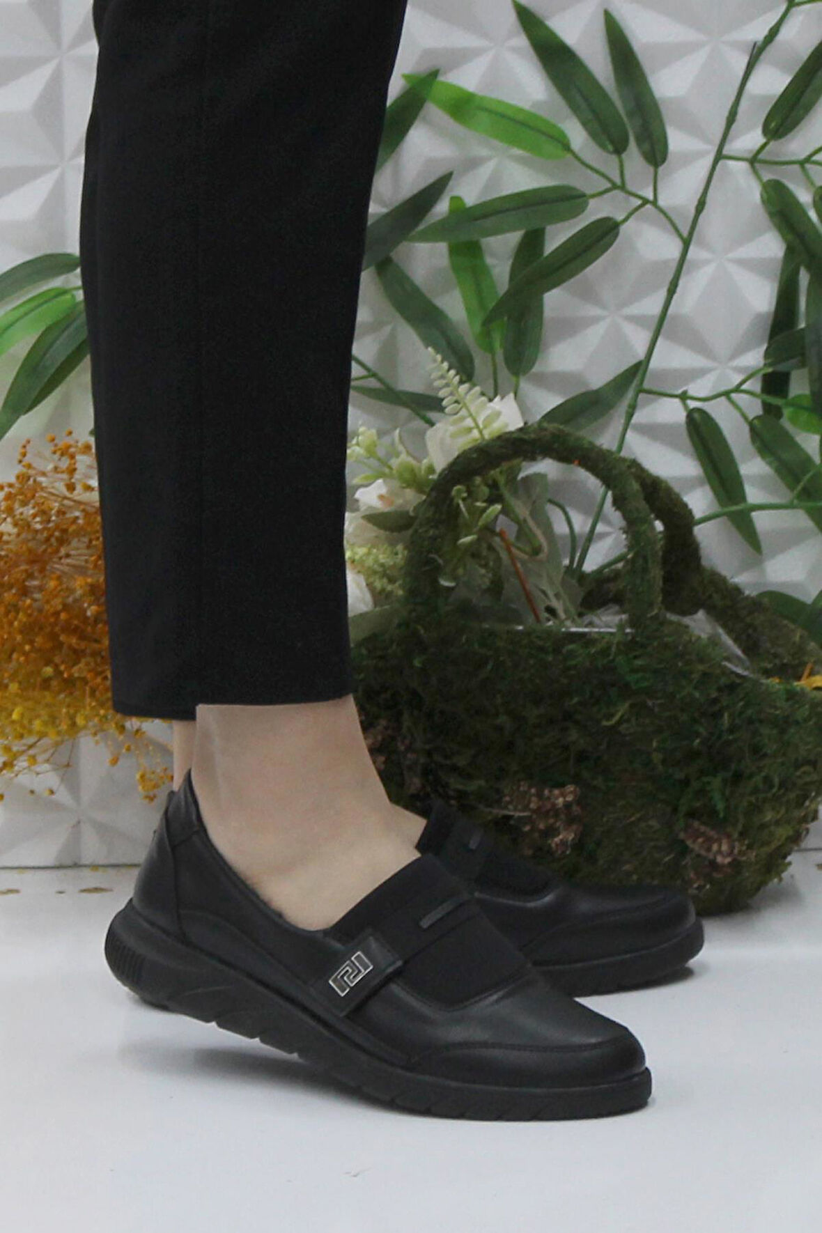 Fort Gnd 4277 Siyah Ortopedik Rahat Esnek Kadın Günlük Ayakkabı