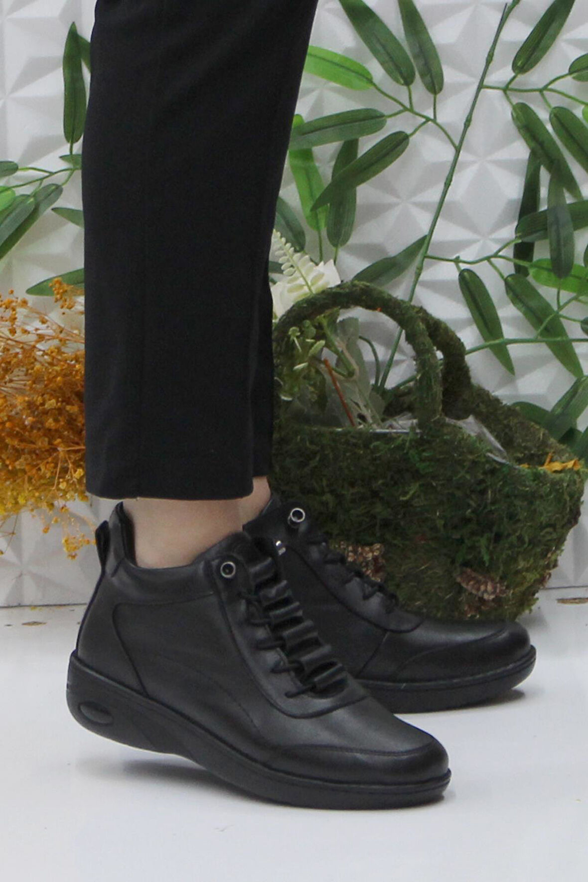 Mehmet Mete 42848 Siyah Rahat Yumuşak Orijinal Hakiki Deri Kadın Bot