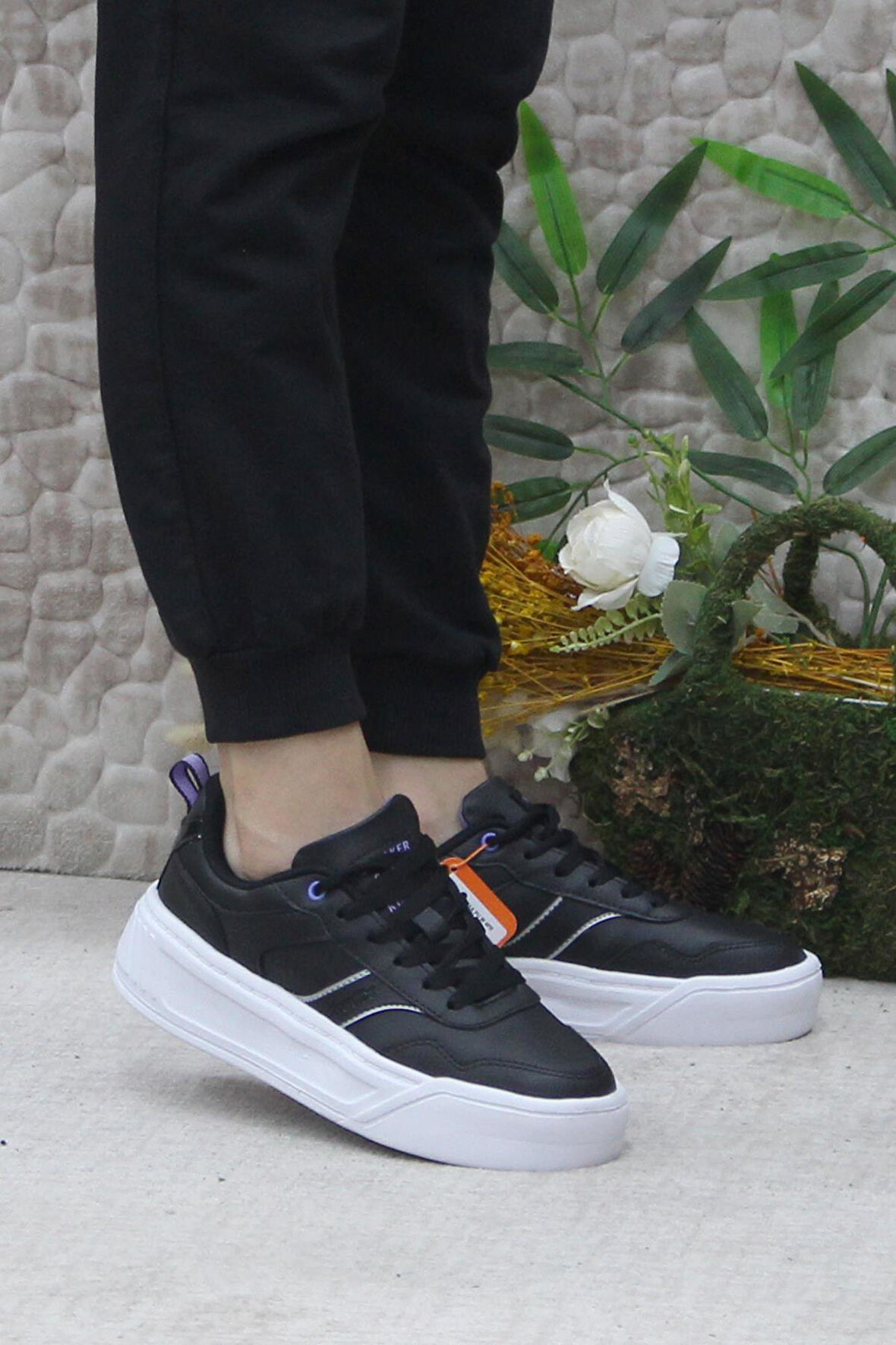 Kinetix Adexa Pu W Siyah Beyaz Hafif Rahat Orijinal Ürün Sneaker Kadın Ayakkabı