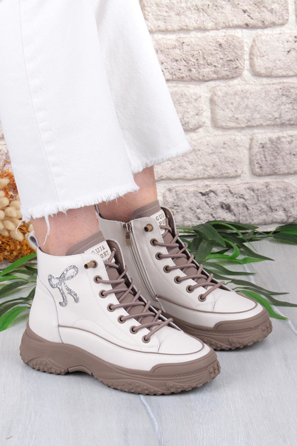 Guja Alexis Rahat Esnek Lastik Bağçıklı Fermuarlı Kadın Bot