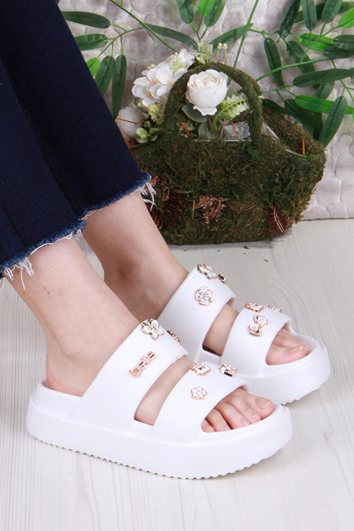 Fort E460 Günlük Plaj Deniz Havuz Terliği Hafif Rahat Esnek Kadın Terlik