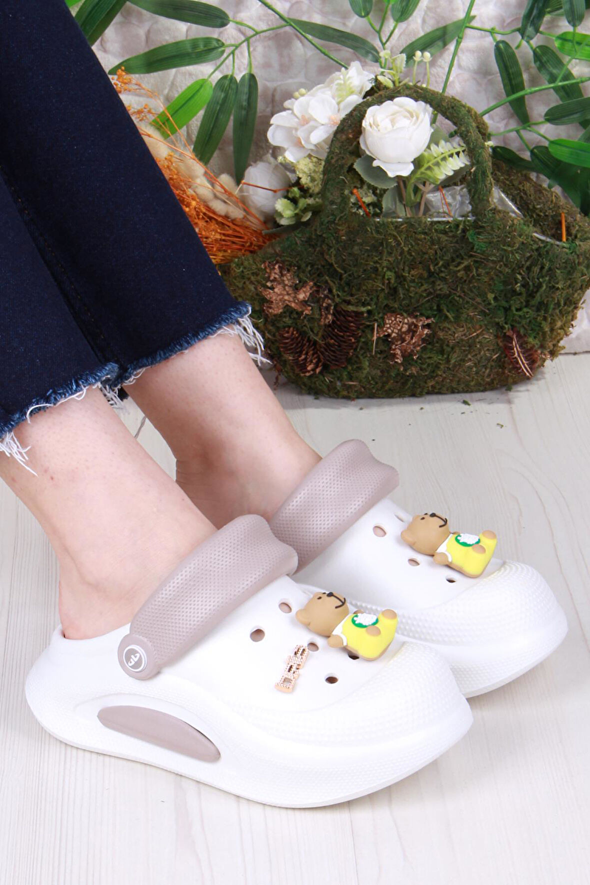 Fort E468 Bella Beyaz Camel Eva Malzeme Sabo Doktor Medikal Aşçı Günlük Burnu Kapalı Terlik