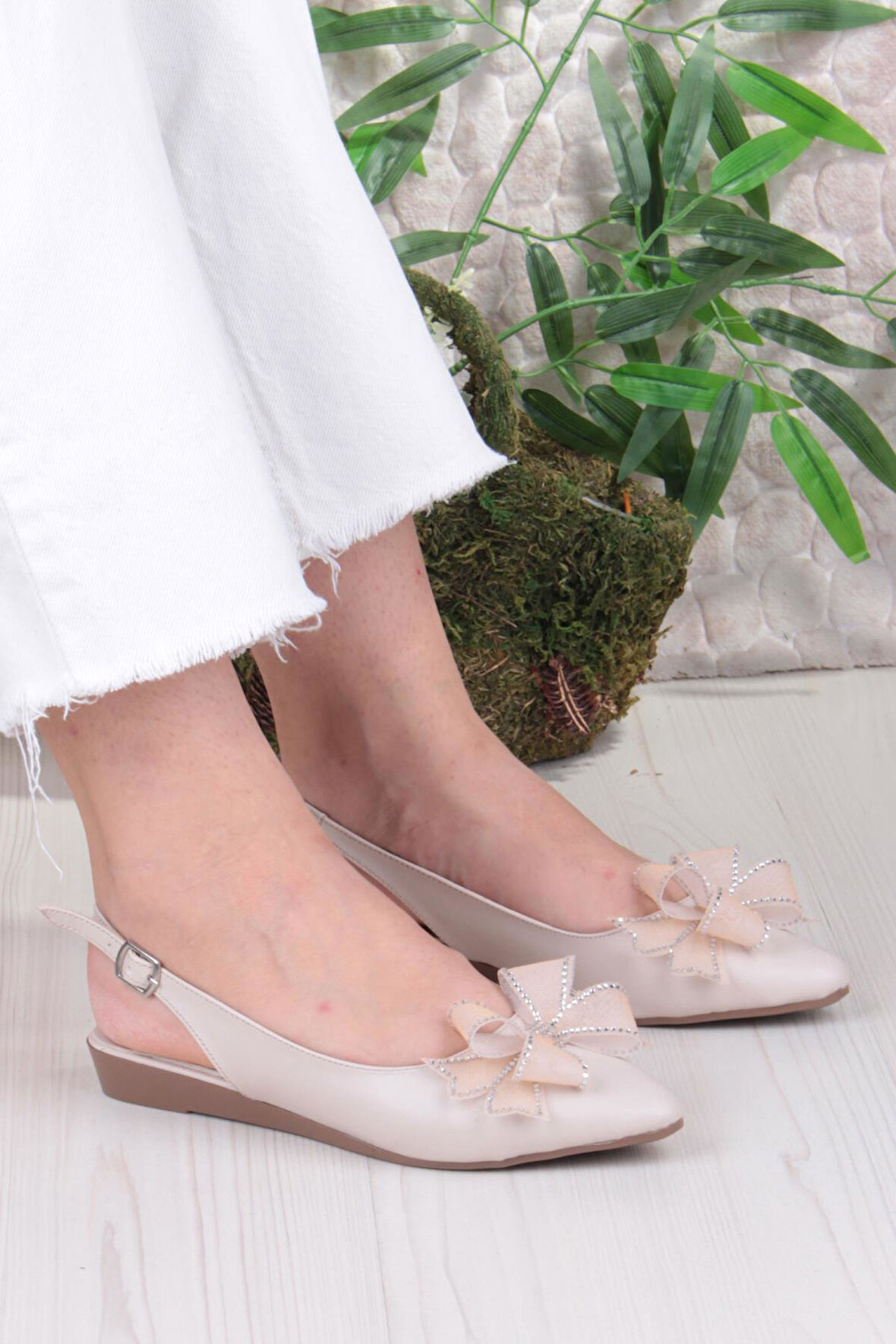 Fort 7030 Ceyn Taş Fiyank Detaylı Arkası Açık Kadın Babet