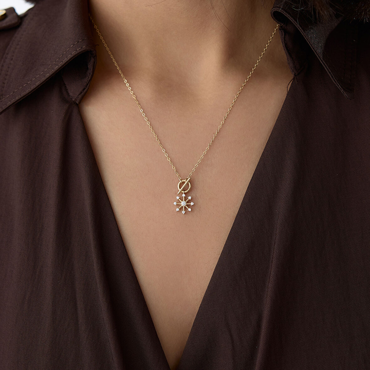 Lorein Circle Taşlı Kolye