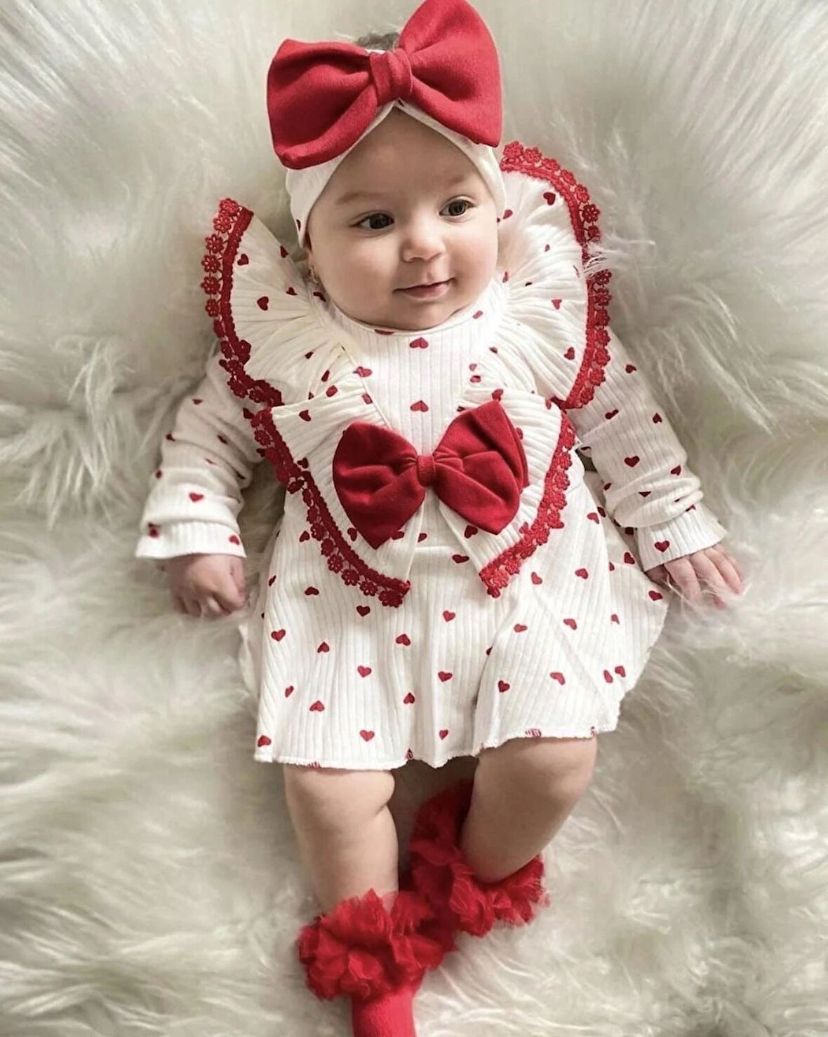 Kırmızı kalpli pamuklu bandanalı romper salopet kız bebek takım Mevlüt takımı