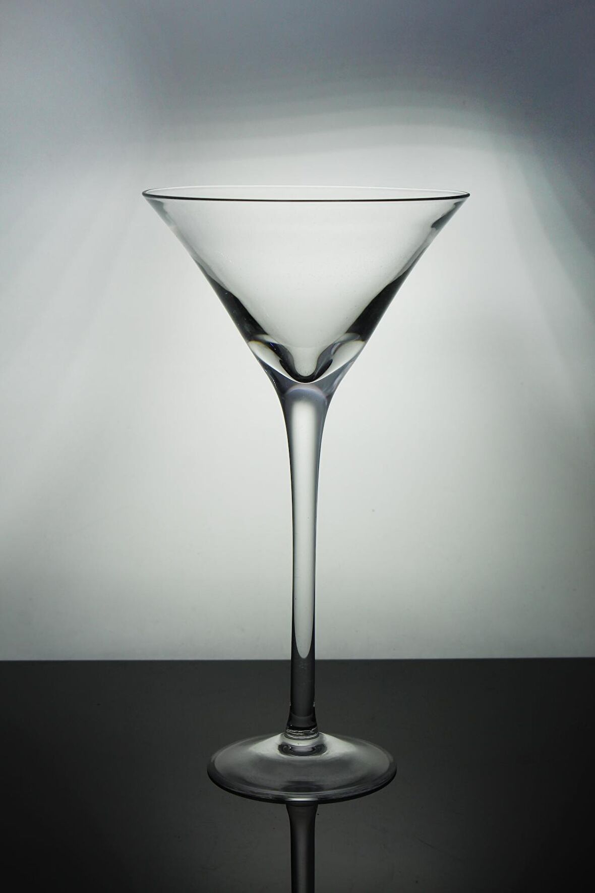 Paşabahçe Kristal El İmalatı Ayaklı Büyük Boy Martini Kadeh 1 Adet 642021 11186