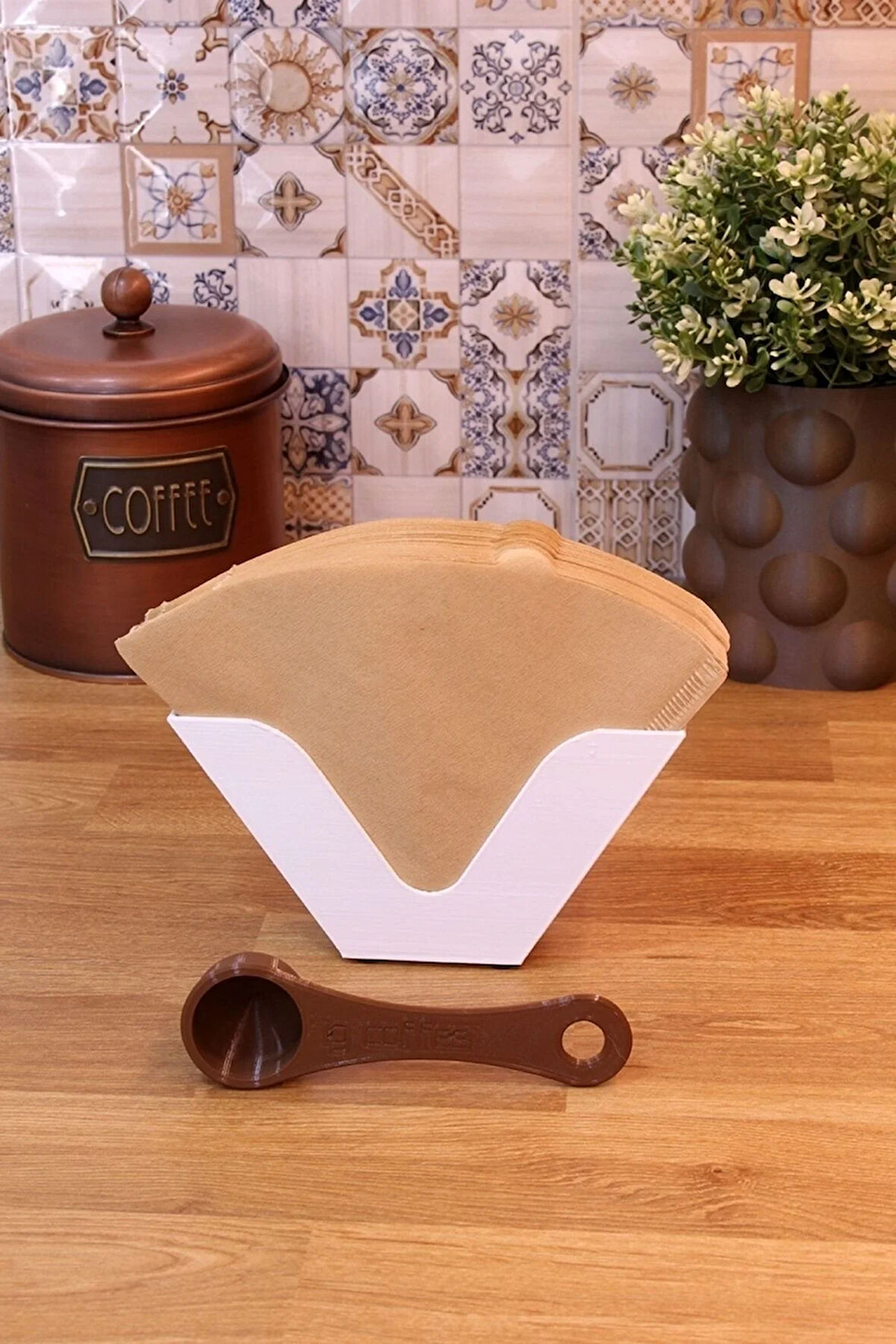 Kahve Filtre Kağıdı Tutucu Düzenleyici Tezgah Üstü Beyaz Ve 7 gr Kahve Ölçü Kaşığı