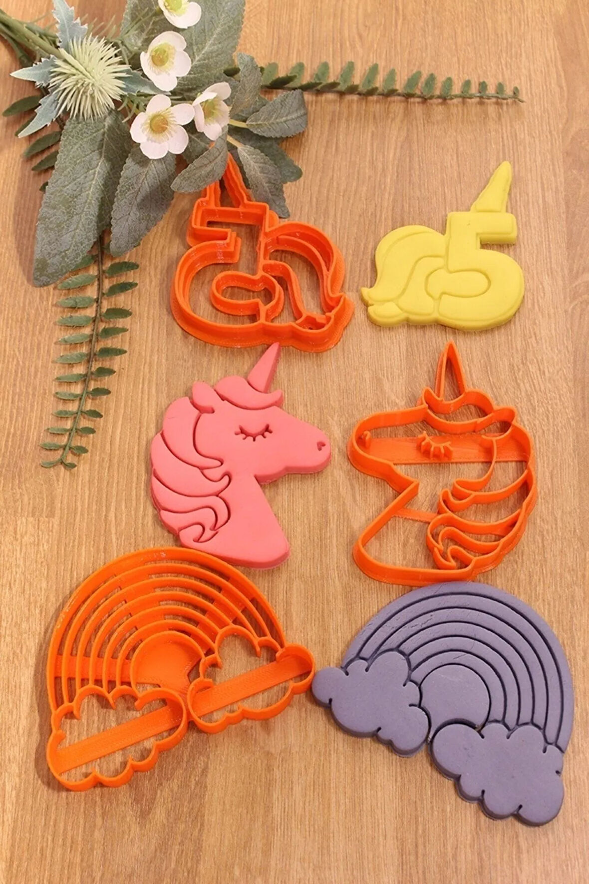 5 Yaş Doğum Günü Rakam Unicorn Gökkuşağı 3'lü Set Kurabiye Kalıbı Ve Hamur Şekillendirici